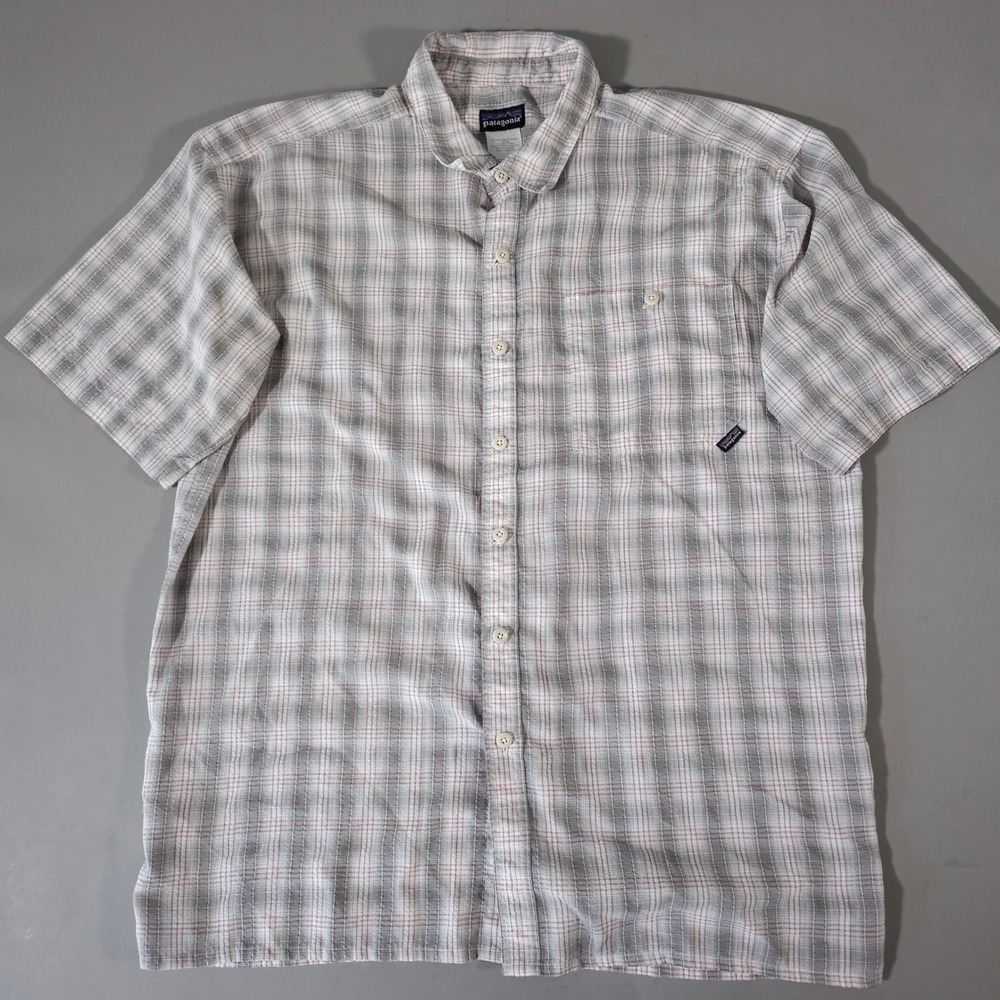 Patagonia Button Up Shirt Mens XL Grey Plaid Short Sleeve Organic Cotton Blend